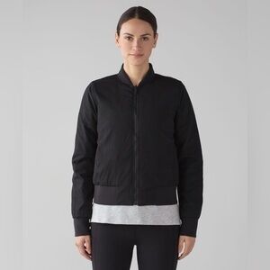 LULULEMON NonStop shell bomber jacket black REVERSIBLE SIZE 4 EUC